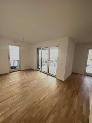 Neubau-Erstbezug! Direkt an der EZB! Balkon+Einbauküche!