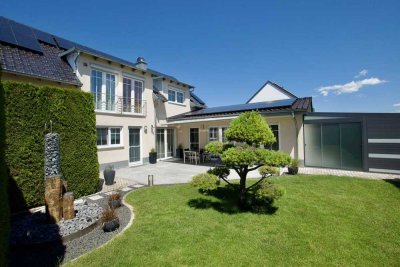 PROVISIONSFREI - Beeindruckendes Einfamilienhaus mit Wellnessbereich
