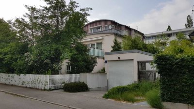 2-Zimmer-Penthouse-Wohnung mit Balkon und Süd-West Terrasse