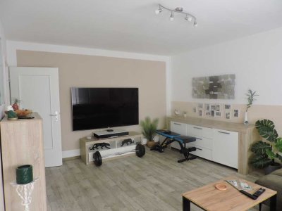 Helle Charmante 1,5 Zimmer Wohnung mit Balkon und Stellplatz in zentraler Lage