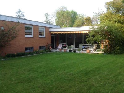 Gepflegter 8-Zimmer- Bungalow mit EBK in Gehrden