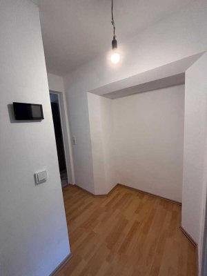 5-Zimmer-Wohnung mit Balkon, Kamin und Stellplatz – Naturnah und gut angebunden