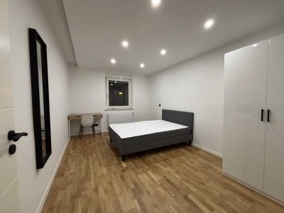 FRISCH SANIERTE WG WOHNUNG - ALLE ZIMMER VERFÜGBAR