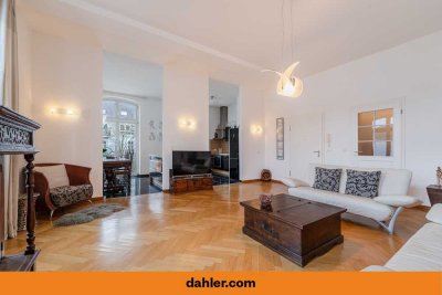 Stil, Exklusivität, Helligkeit: Top-Eigentumswohnung mit Balkon und  KFZ-Stellplatz