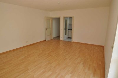 2-Zimmer-Wohnung-Highlight,Terrasse, Garten und eigenem Eingang