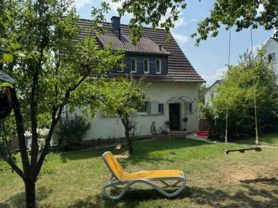 Charmantes Einfamilienhaus mit großem Garten in ruhiger Wohnlage