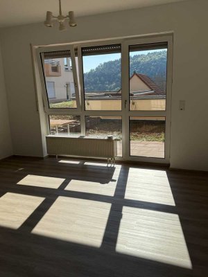 ++ Schöne 1-Zimmer-Wohnung mit Terrasse ++