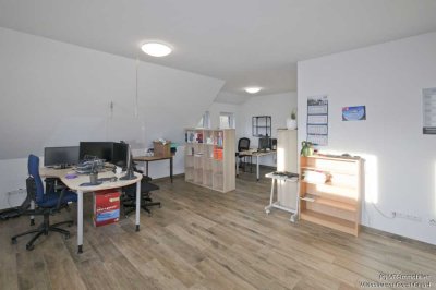 Charmante 2-Zimmer-Wohnung in ruhiger Wohnlage in Neerstedt