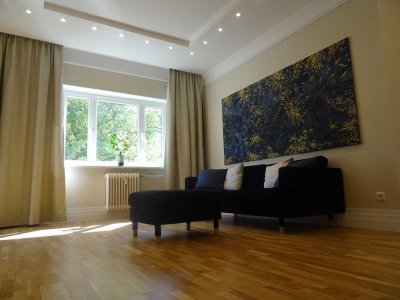 Charmant möblierte Eigentumswohnung mit südlichem Balkon in Berlin-Wilmersdorf
