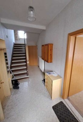 Großes Einfamilienhaus mit viel Nebengelass auf ca. 3000m² Grundstück