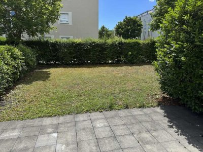 2 Zimmer Gartenwohnung mit ca. 180m² Rasenfläche