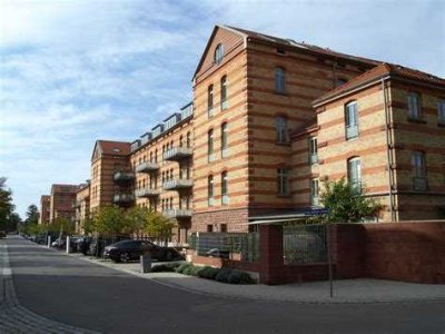 Außergewöhnliche DG-Wohnung, Balkon, hochwertige Ausstattung