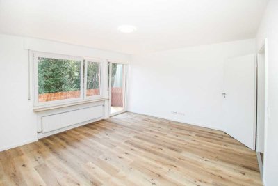 Reserviert! Frisch renovierte 2,5-Zimmer-Wohnung mit Balkon & Garage in ruhiger Lage - sofort ei