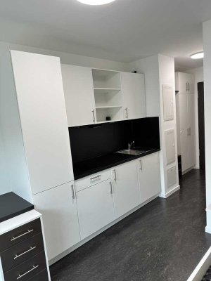 Neuwertige 1-Zimmer-Wohnung mit Einbauküche in Passau