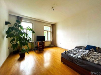 Am Migazziplatz *** Nähe U4/U6 Station *** 1-Zimmer zzgl Esszimmer mit Küchenzeile *** beim Theresienbad / park