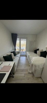 Vollmöbliertes Einzelapartment mit Balkon direkt am Aasee