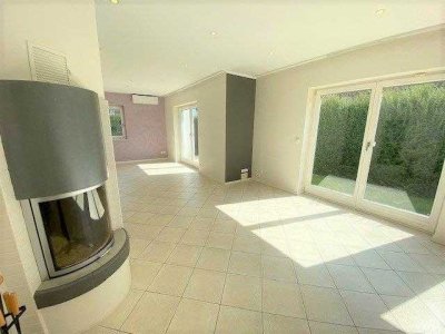 61184 Karben-Kloppenheim, TOP DHH, 6Zi,EBK, 2Bäder, Wfl.ca.190m², Terrasse, Garten, Garage, Stellpl.