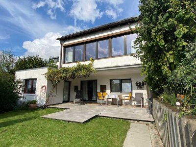 Exklusives Reihenendhaus mit Einfamilienhauscharakter in Leonberg bei Stuttgart