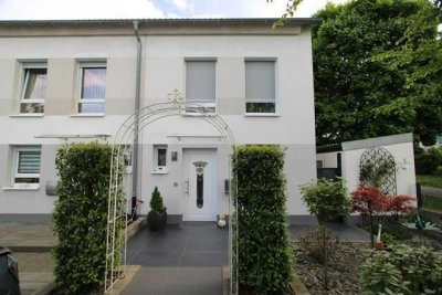 **Neuwertiges REH mit schönem Gartengrundstück in Offenbach**