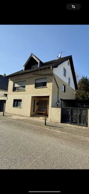 Gefragte Lage Königsdorf / Platz satt für die große Familie, Mehrgenerationenhaus!