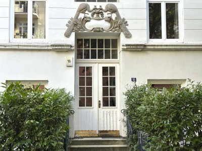 Charmanter Altbau über den Dächern von Winterhude!