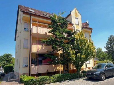 Moderne 2-Zi-Whg mit Balkon und TG-Stellplatz in sehr gesuchter  Wohnlage auf Erbbaugrundstück