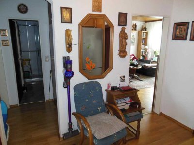 Helle 3-Zimmer Wohnung mit 2 Balkonen in Friedberg Süd