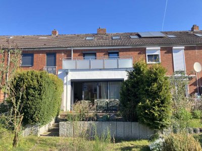 Kft. Reihenmittelhaus mit 5 Zimmern frisch modernisiert und ohne Käuferprovision !