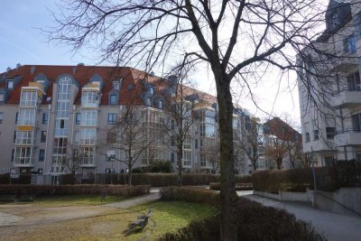 Charmante 1-Zimmer-Dachgeschosswohnung im Augsburger Universitätsviertel