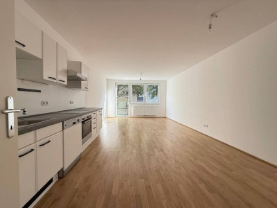 Sonnendeck-Terrasse im Innenhof, schön aufgeteilte 2-Zimmer Neubauwohnung