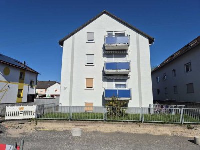 Charmante 3-Zimmer-Dachgeschosswohnung mit Garage - frei ab 01.10.2025!