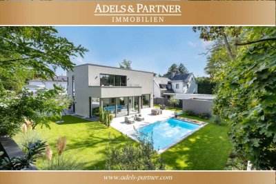 Außergewöhnliche Neubauvilla mit hochwertiger Ausstattung und Traumgarten
