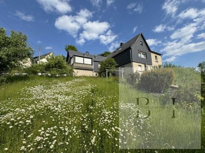 Großzügiges Einfamilienhaus mit Ausblick und großem Garten