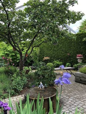 Familienhaus in Solln mit Traumgarten