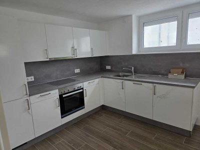 Moderne 2 Zimmer-Wohnung, hochwertige Einbauküche