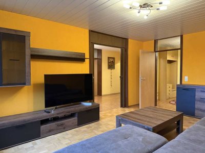 Befristet: Möblierte 3,5 Zimmer Wohnung mit Balkon und Garage