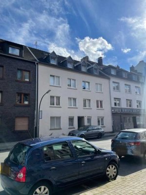 Zentralgelegene 2-Zimmer-Erdgeschosswohnung in Recklinghausen zu vermieten.