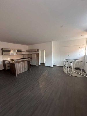 Schöne 3,5 Zimmerwohnung nähe Zentrum