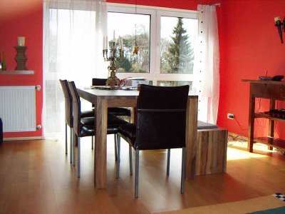 2-Zi-Dachgeschoss-Whg mit besonderem Charm