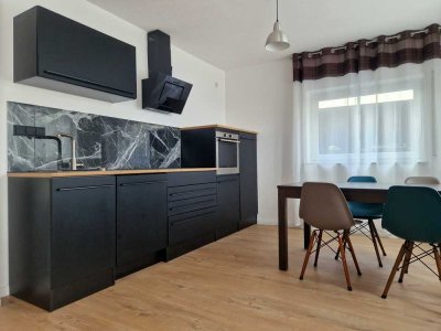 Wohnen auf Zeit - möblierte und frisch renovierte Wohnung in Schöneck bei Frankfurt am Main