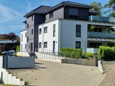 Geschmackvolle 3 1/2-Zimmer-Penthouse-Wohnung mit Einbauküche in Overath