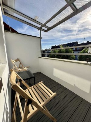 Helle, vollmöblierte 2,5-Zimmer-Wohnung mit Balkon im Hansaviertel
