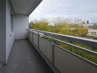 Modern, hell & mit großem Balkon: 3-Zimmer-Traum für junge Stadtmenschen