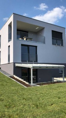 Hochwertige 4-Zimmer Maisonette Wohnung in Karlsbad im Erdgeschoss und Gartengeschoss