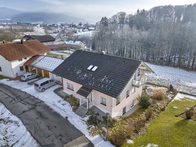 Exklusives Einfamilienhaus mit Einliegerwohnung am Waldrand