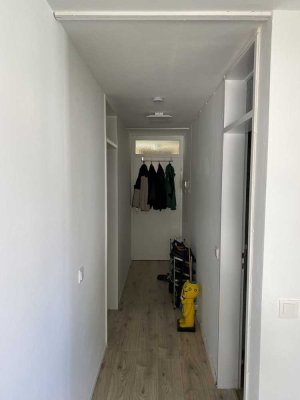 Exklusive 2-Raum-Wohnung mit Balkon und EBK in Schömberg