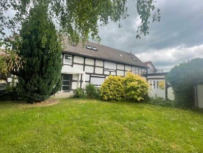 Zweifamilienhaus in ruhiger Dorflage