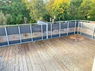 Ansprechende und neuwertige 3-Raum-Maisonette-Wohnung mit geh. Innenausstattung