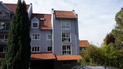 Attraktive und sanierte 3-Zimmer-Wohnung mit gehobener Innenausstattung mit Einbauküche in Straubing