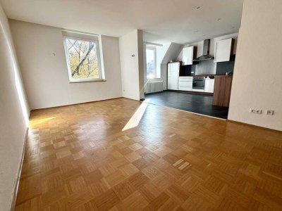 Südviertel - charmante Altbauwohnung mit Einbauküche.